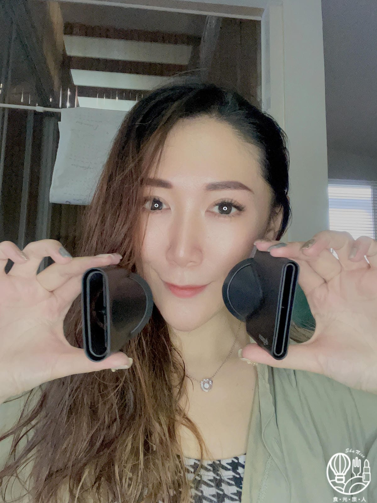 Dyson Supersonic™ 吹風機 HD15 長春花藍配玫瑰金限定版11.JPG Dyson Supersonic™ 吹風機 HD15 長春花藍配玫瑰金限定版11.JPG