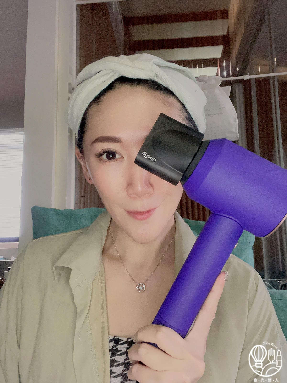 Dyson Supersonic™ 吹風機 HD15 長春花藍配玫瑰金限定版5.JPG Dyson Supersonic™ 吹風機 HD15 長春花藍配玫瑰金限定版5.JPG