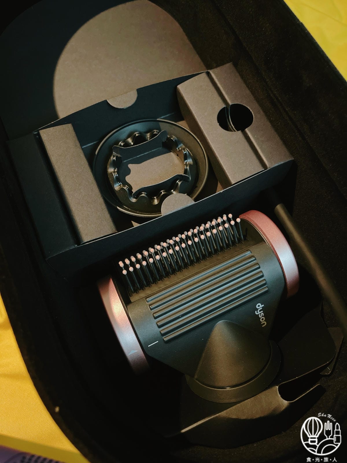 Dyson Supersonic™ 吹風機 HD15 長春花藍配玫瑰金限定版4.JPG Dyson Supersonic™ 吹風機 HD15 長春花藍配玫瑰金限定版4.JPG