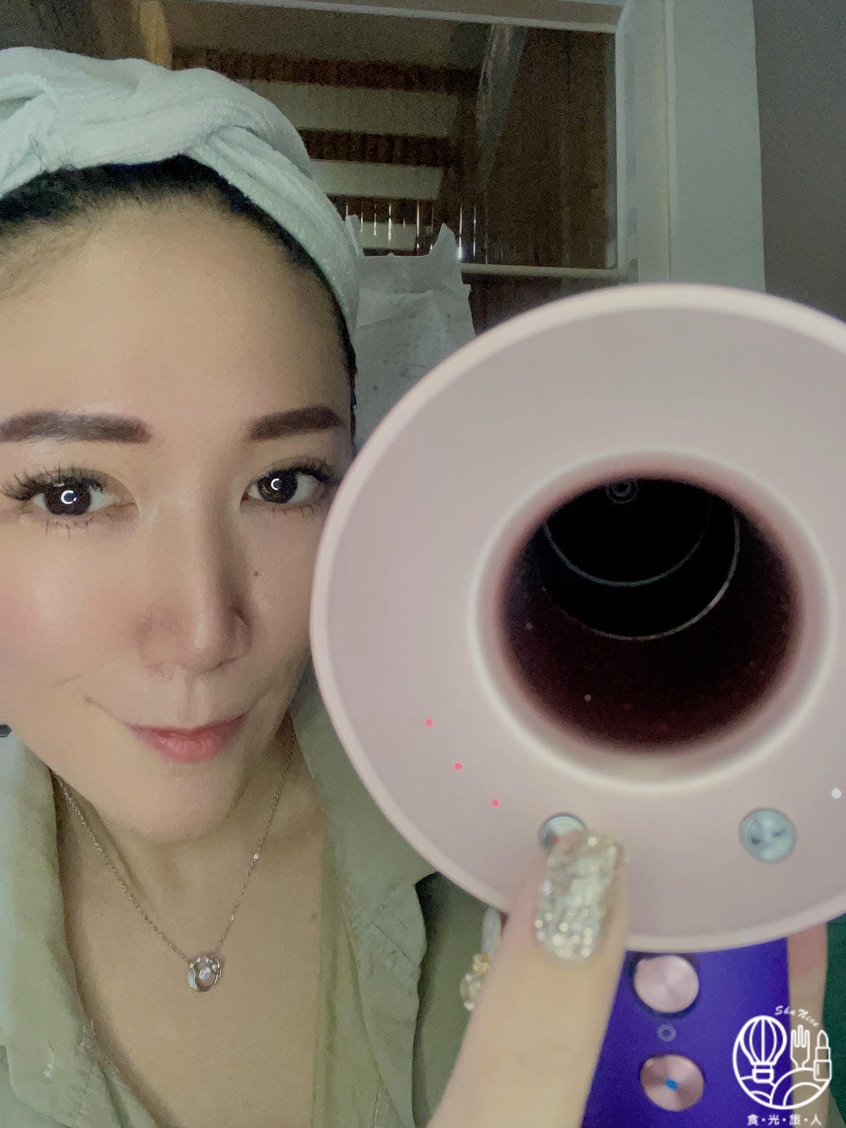 Dyson Supersonic™ 吹風機 HD15 長春花藍配玫瑰金限定版7.JPG Dyson Supersonic™ 吹風機 HD15 長春花藍配玫瑰金限定版7.JPG