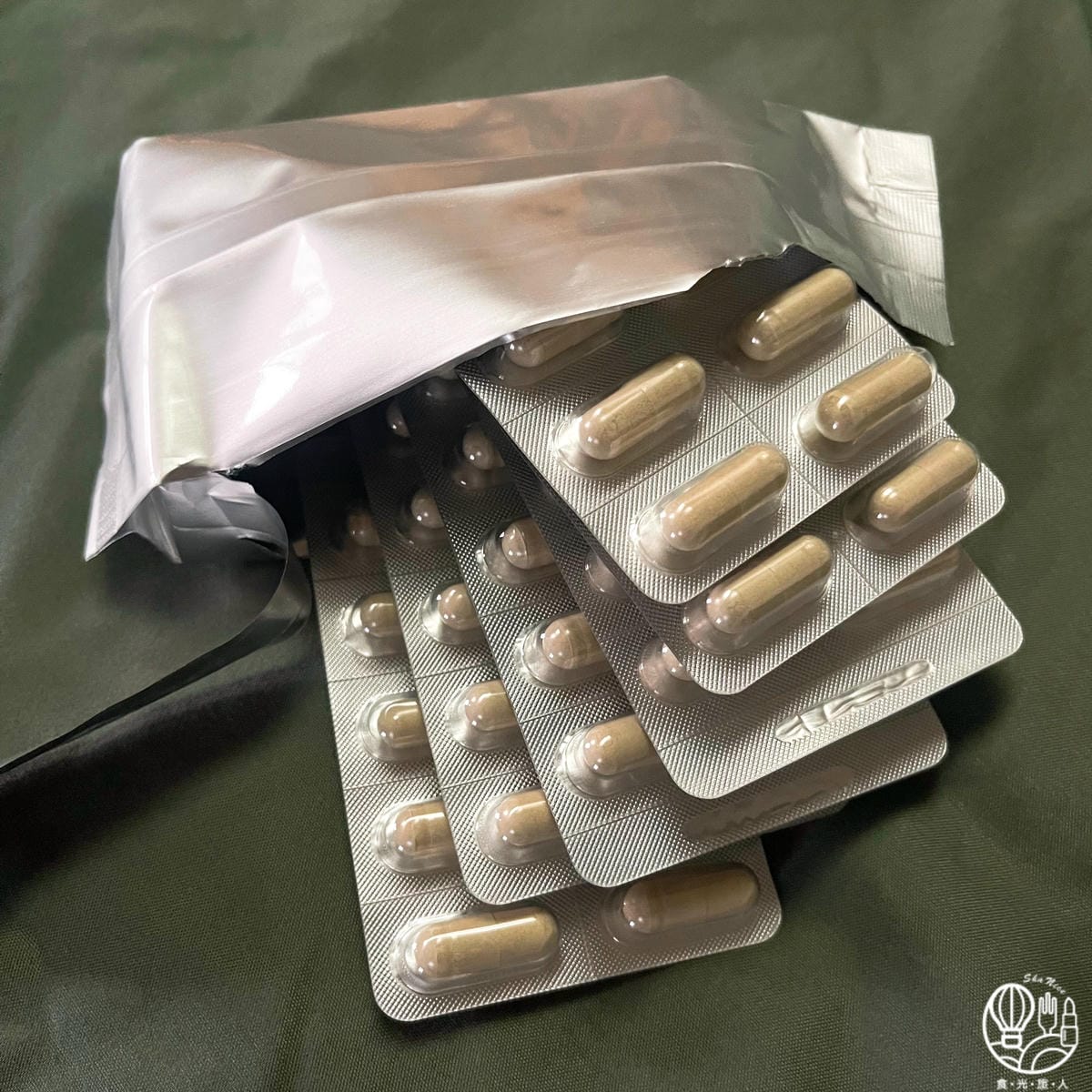 達摩草本|孅饗樂甲殼素植物膠囊2.JPG 達摩草本|孅饗樂甲殼素植物膠囊2.JPG