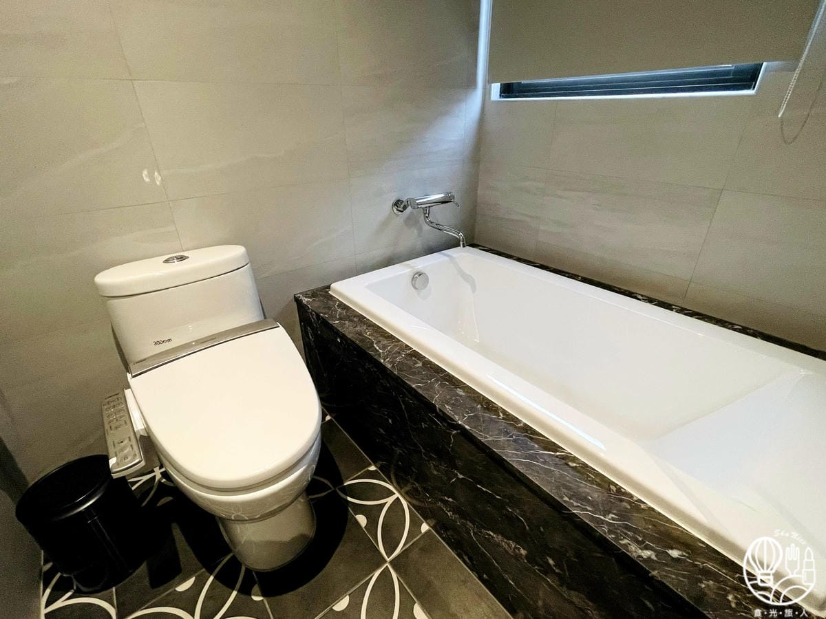 天子閣飯店 Tenz Go Hotel 鹽埕住宿推薦|港口美景|附設餐廳|hotels|高雄飯店|高雄住宿25.jpg 天子閣飯店 Tenz Go Hotel 鹽埕住宿推薦|港口美景|附設餐廳|hotels|高雄飯店|高雄住宿25.jpg