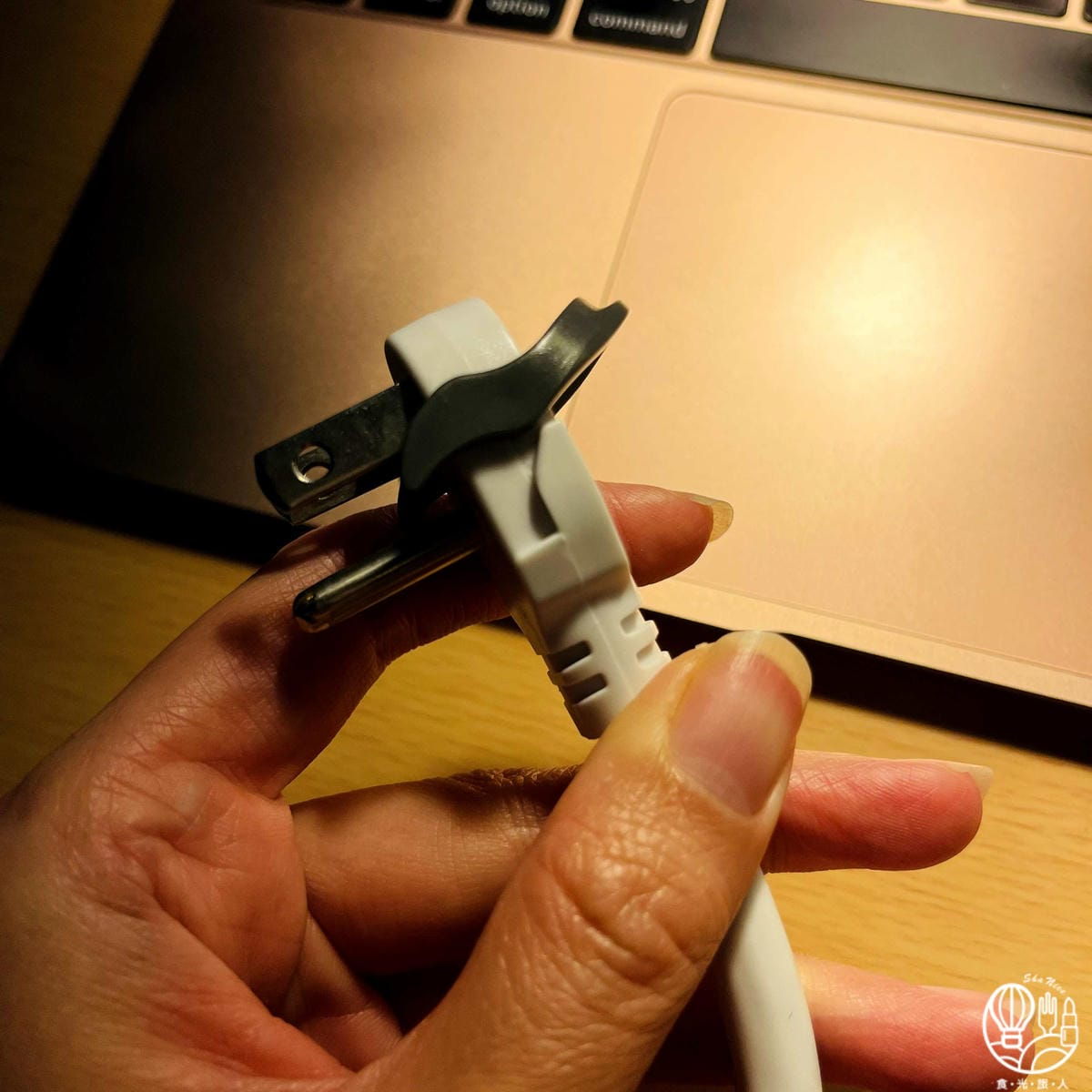 快譯通1.8M電源延長線1.jpg