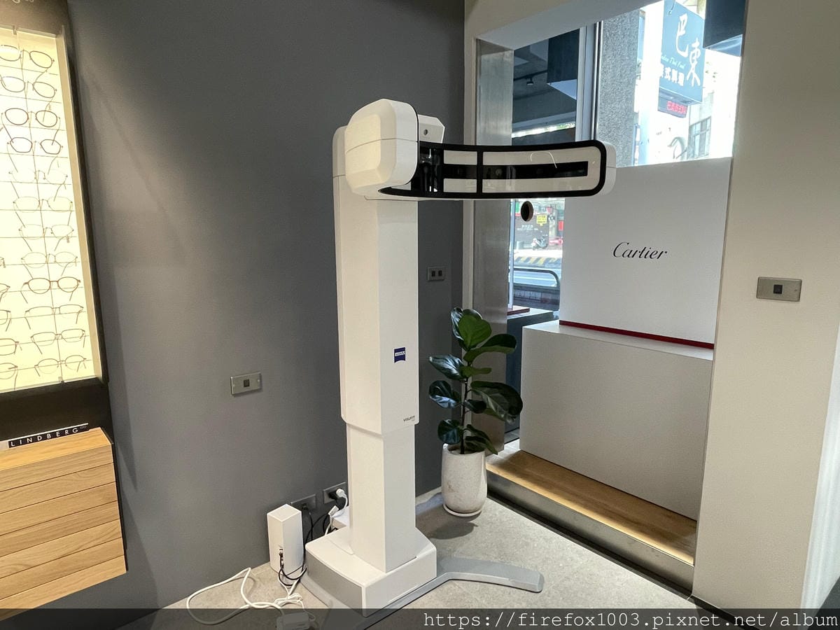 明格眼鏡-永康店 蔡司優視力專家26.jpg 明格眼鏡-永康店 蔡司優視力專家26.jpg