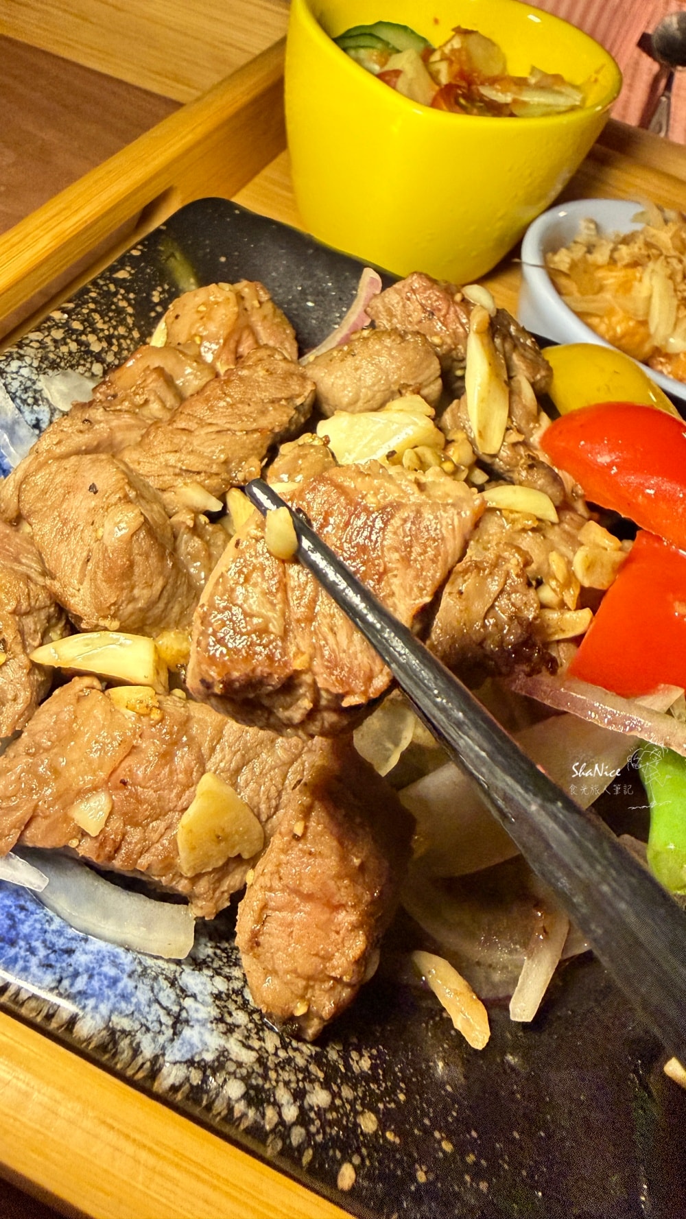 【台東夜景餐廳|月亮彎彎景觀咖啡】享用美食看夜景 還有足湯放鬆的好去處 - 第20張圖 【台東夜景餐廳|月亮彎彎景觀咖啡】享用美食看夜景 還有足湯放鬆的好去處